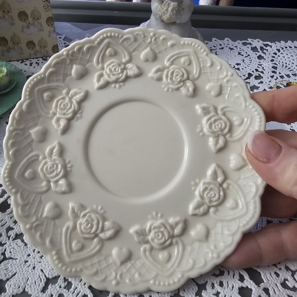 Precious Moments Teacup and saucer "Charity"  no box - Picture 4 of 7